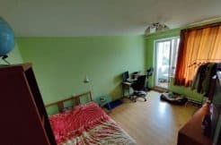 Debreceno g. parduodamas tvarkingas vieno kambario butas su balkonu ir rūsiu 9/9.
